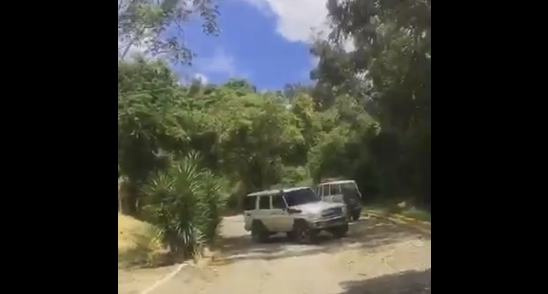 Cierran el paso hacia la cárcel de Ramo Verde para impedir la visita de Lilian Tintori (VIDEO)