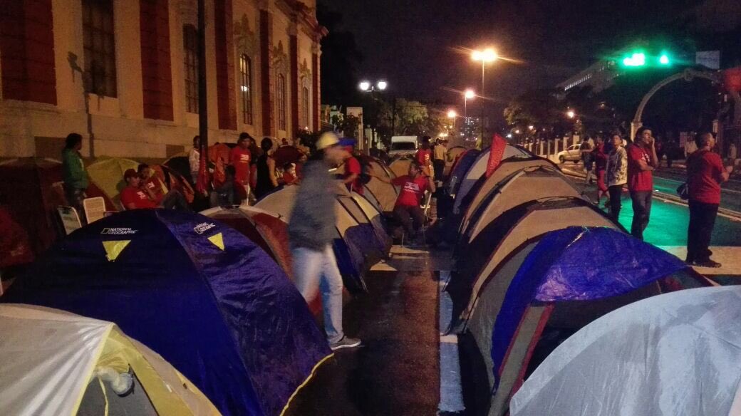 El campamento ñángara ahora apareció frente a Miraflores (FOTOS + VIDEO)