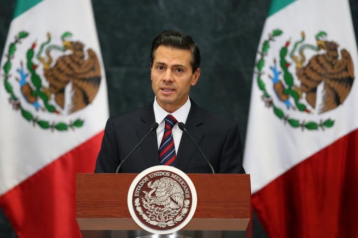 Organizaciones civiles mexicanas piden al Congreso destitución de Peña Nieto