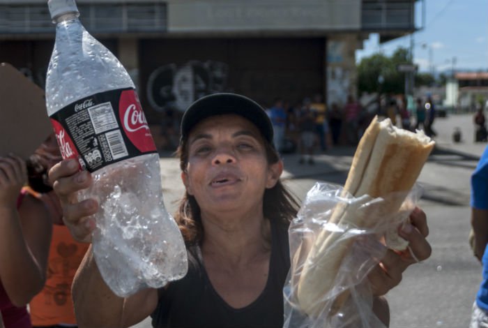 Habitantes de Lara están a pan y agua por escasez de gas