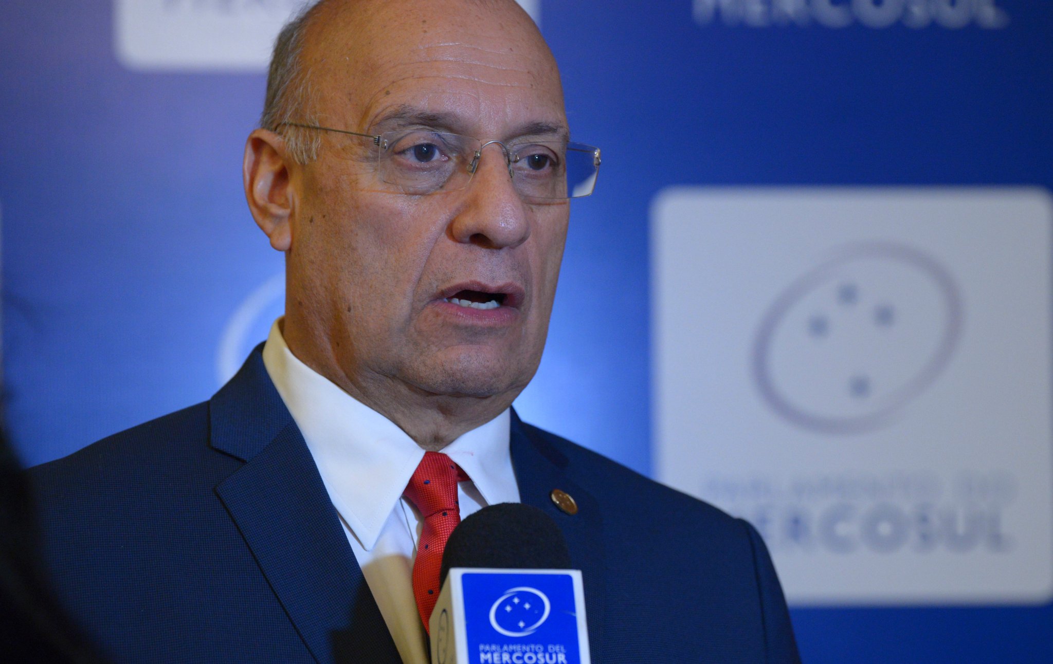 “Canciller de la República debe renunciar por su ineptitud frente a Mercosur”, dice diputado Williams Dávila