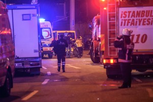 Detienen a 10 sospechosos tras doble atentado en Estambul