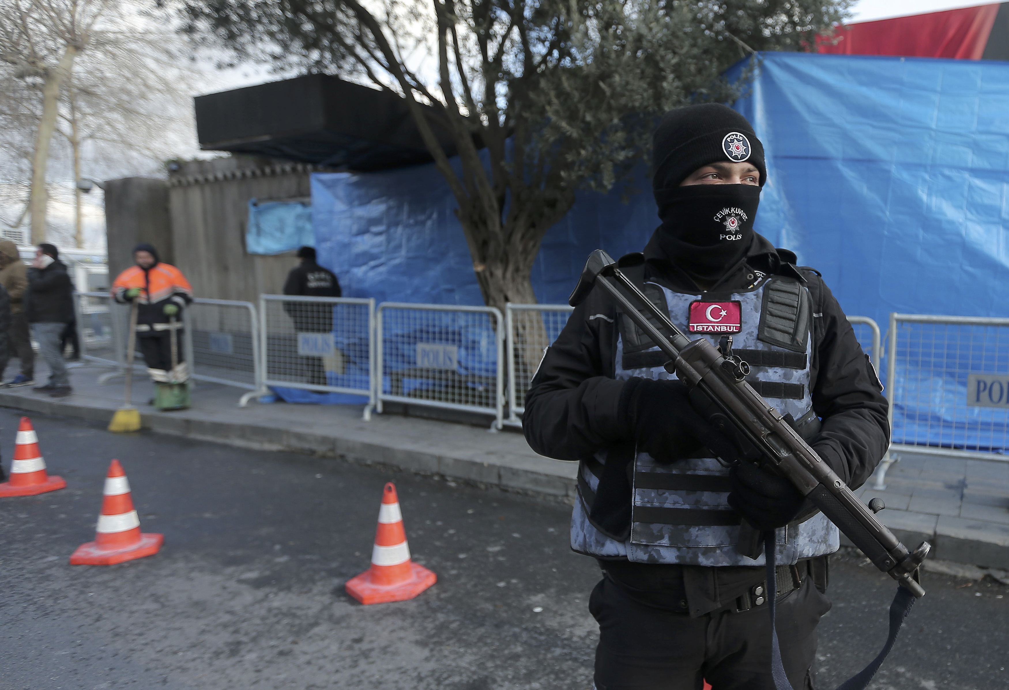 Atacante abandonó el arma en la discoteca “Reina” y hay indicios sobre identidad