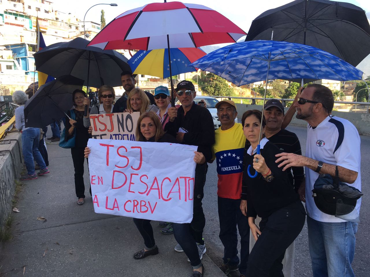 Protestas ciudadanas y laborales  por los cuatro costados en Caracas