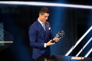 Cristiano Ronaldo gana el premio The Best a mejor jugador de 2016