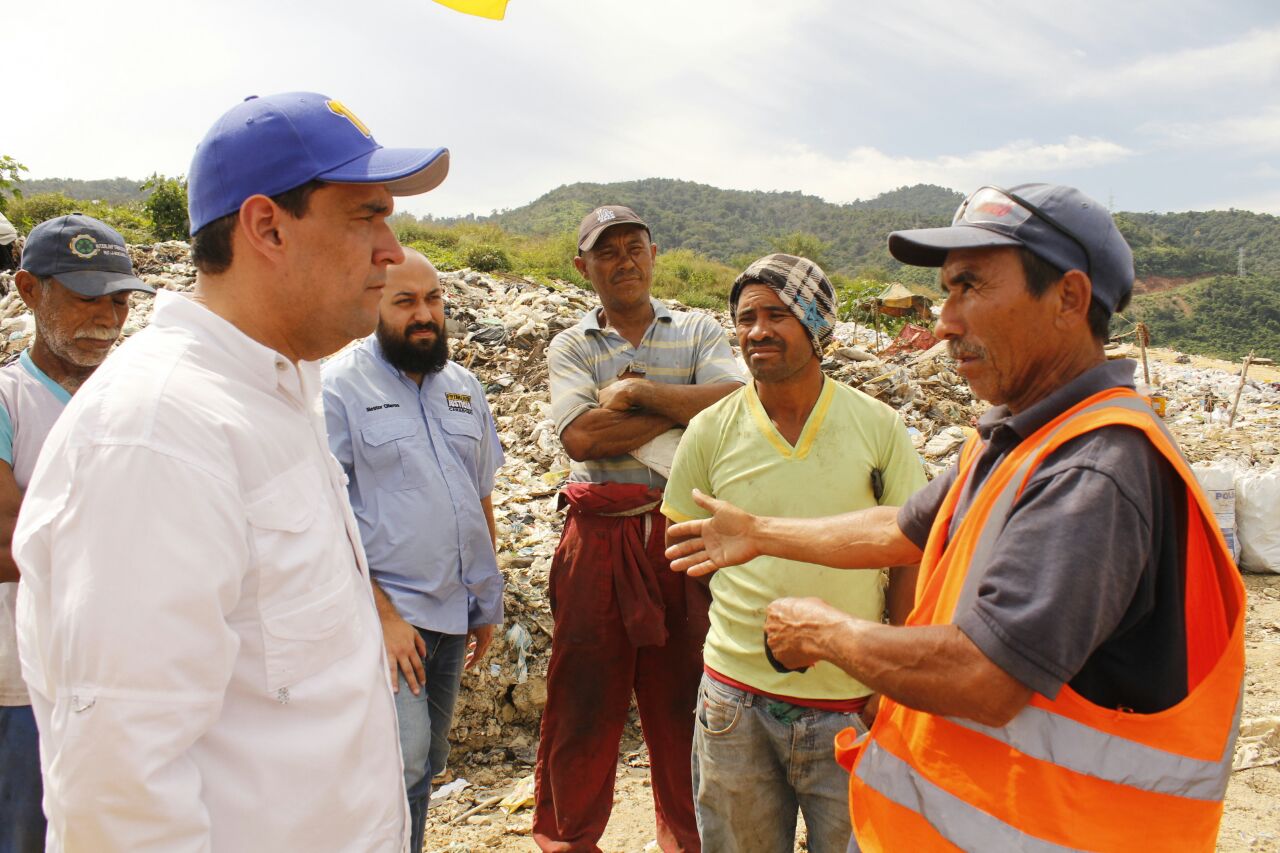 Matheus denuncia que vertedero de basura en Morón es fuente de alimento para familias