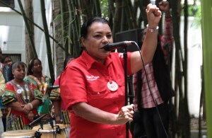 Ex ministra gritona Gladys Requena ahora es viceministra para la Suprema Felicidad