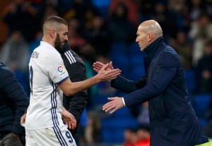 Zidane fue galardonado como mejor entrenador de 2016