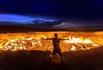 Qué es la “Puerta del Infierno” y por qué lleva décadas ardiendo