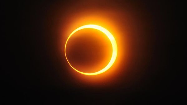 Eclipse solar anular ensombrece el Cono Sur antes de verse en África