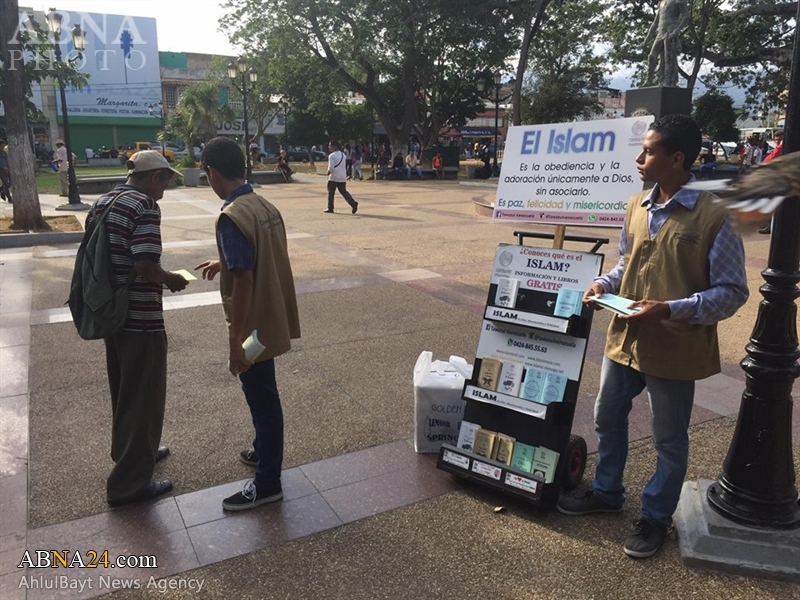 Equipo de musulmanes distribuye libros y charlas sobre el Islam en Venezuela (+fotos)