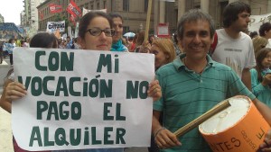 Maestros argentinos anuncian cuarto día de huelga por sus salarios
