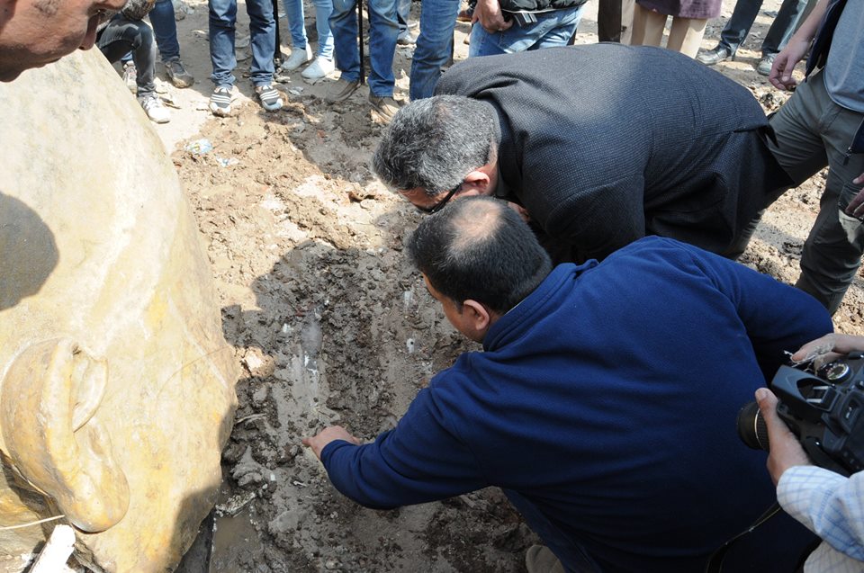 Hallan gigantescas estatuas en El Cairo de la antigua Heliópolis (Fotos)