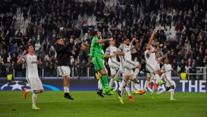 La Juve se metió en cuartos de la Champions con un tanto de Dybala