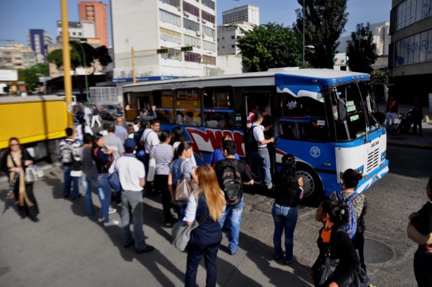 caracas caos sin metro transporte