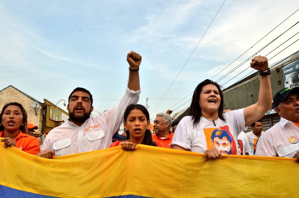 En Rosario de Perijá protestaron para exigir elecciones y respeto al Estado de Derecho