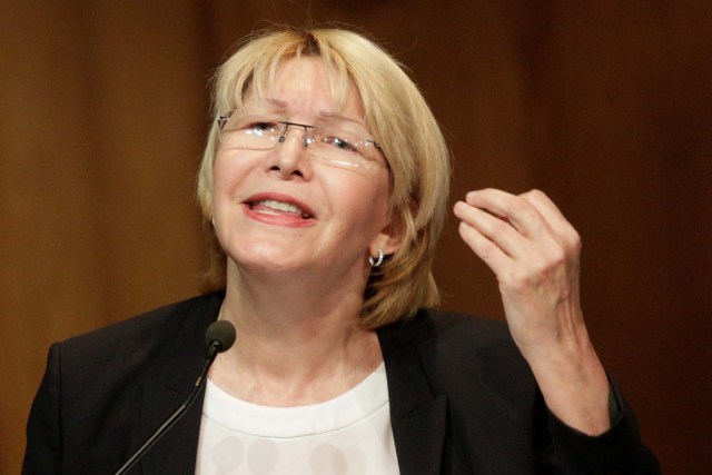 Venezuela's chief prosecutor Luisa Ortega Diaz talks to the media during a news conference in Caracas, Venezuela April 25, 2017. REUTERS/Marco Bello