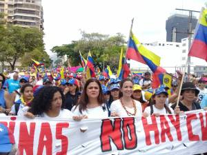Machado: No hay represión, decreto o amenaza que detenga a la mujer venezolana