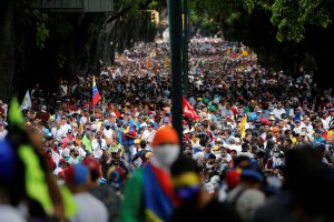 91 % de los venezolanos marcharán este #23Ene “porque es su derecho” (TWITTERENCUESTA)