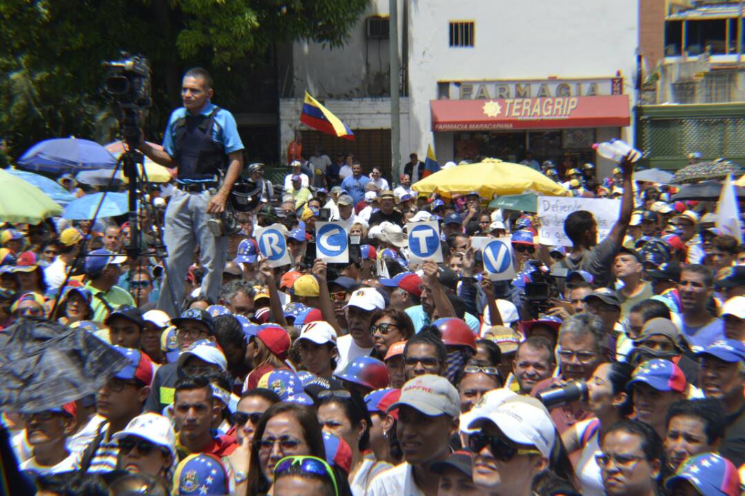 Olivares: 10 años en las calles por Venezuela y seguimos