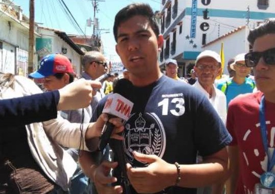 Exigen liberación de estudiante Carlos Ramírez “Pancho” y demás presos