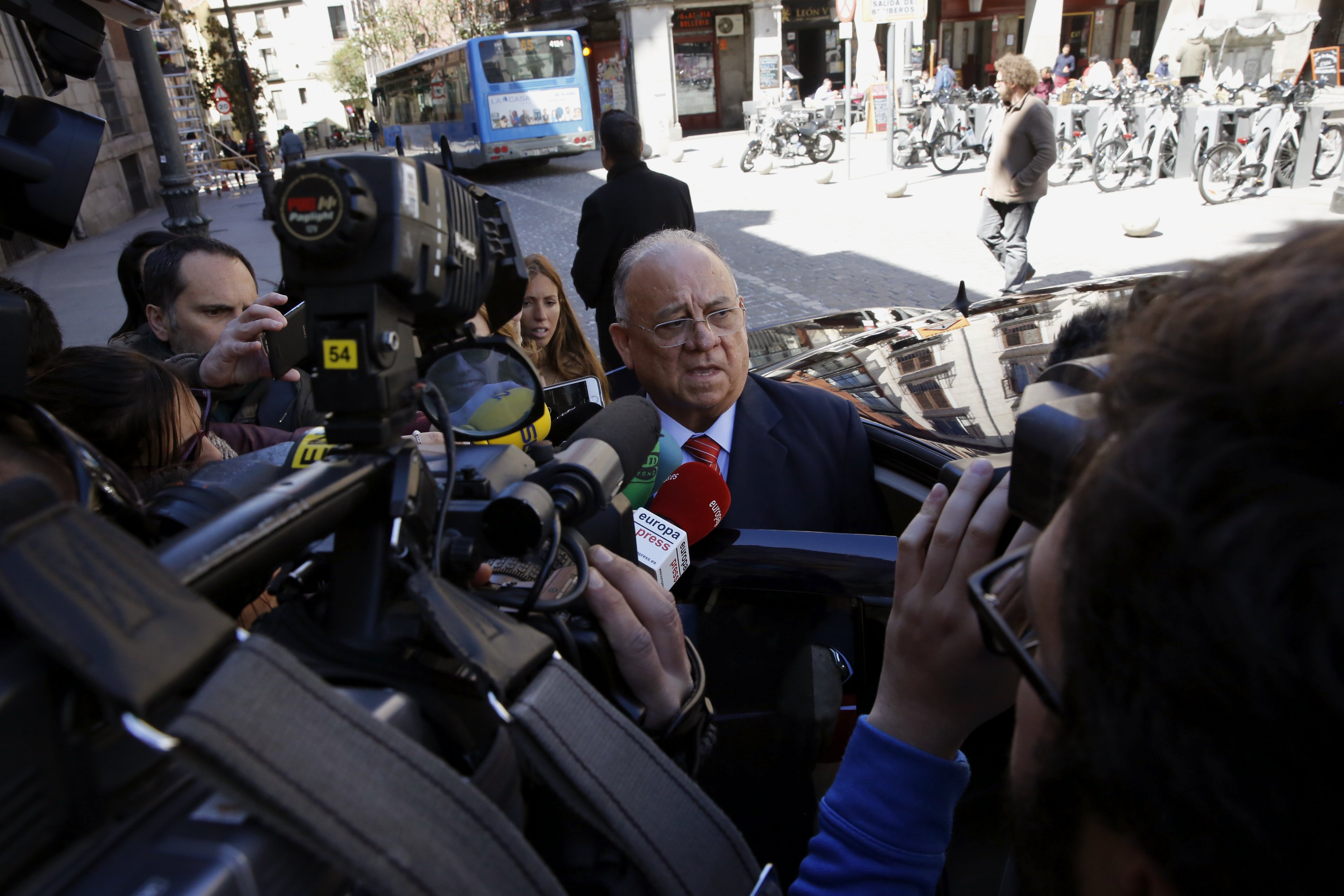 Mario Isea exige a España que respete sus leyes y soberanía