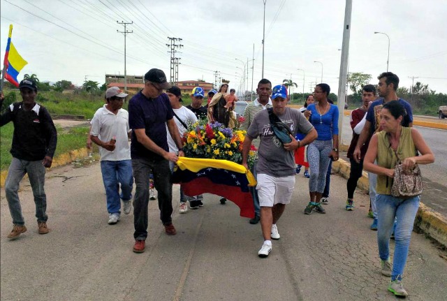 Foto: Caminarán desde Higuerote hasta Caracas con la Virgen de Carmen / Prensa
