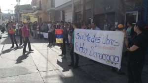 Protestan por el cierre del canal de la ULA en Mérida #16Jun (Fotos)