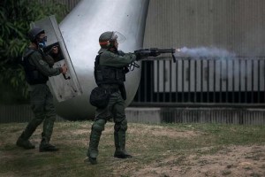 Frente Institucional Militar denuncia actuación criminal y violatoria de DDHH por parte de régimen de Maduro