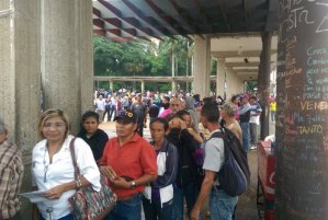 Pese a decisión del TSJ firman contra la Constituyente en Barquisimeto #12Jun