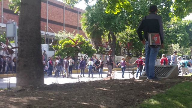 Reportan varias protestas en El Cafetal #23Jun