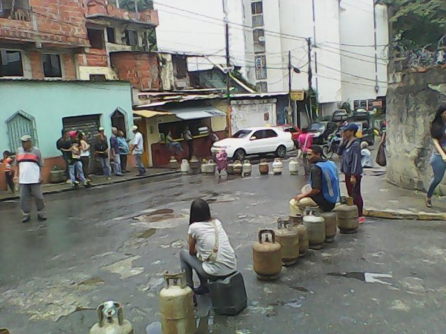 Foto: Protesta en Baruta por falta de gas doméstico / Cortesía