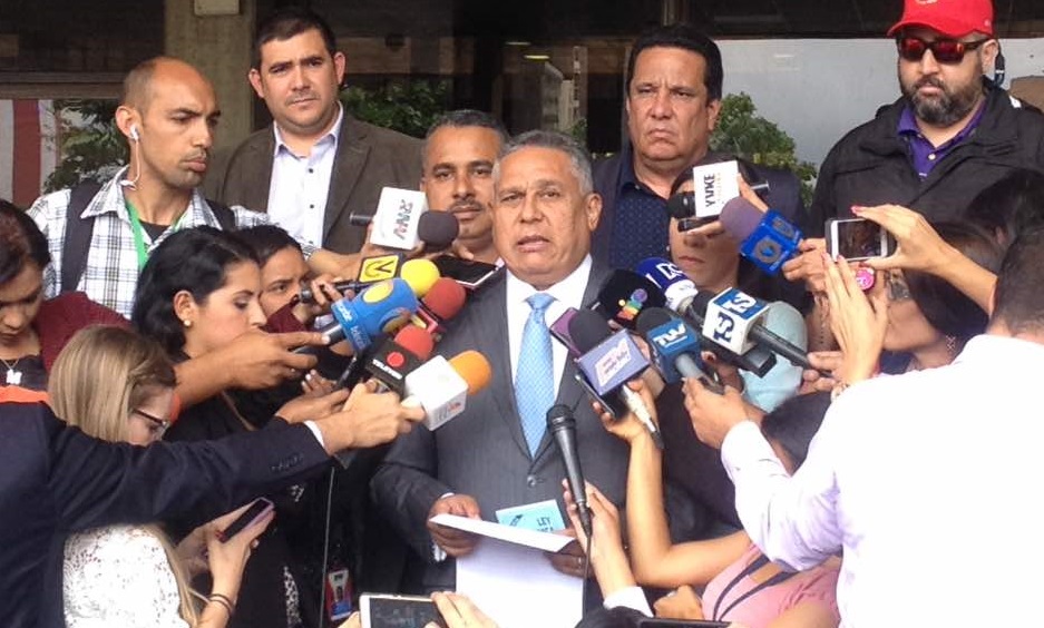 Pedro Carreño busca respuestas en el TSJ: Insiste en conformar junta médica para evaluar a la Fiscal