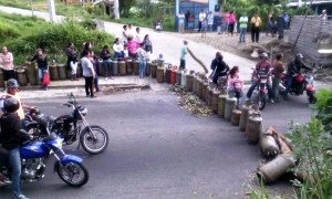 Protesta en Táchira por escasez de gas doméstico #2Jun (Fotos)