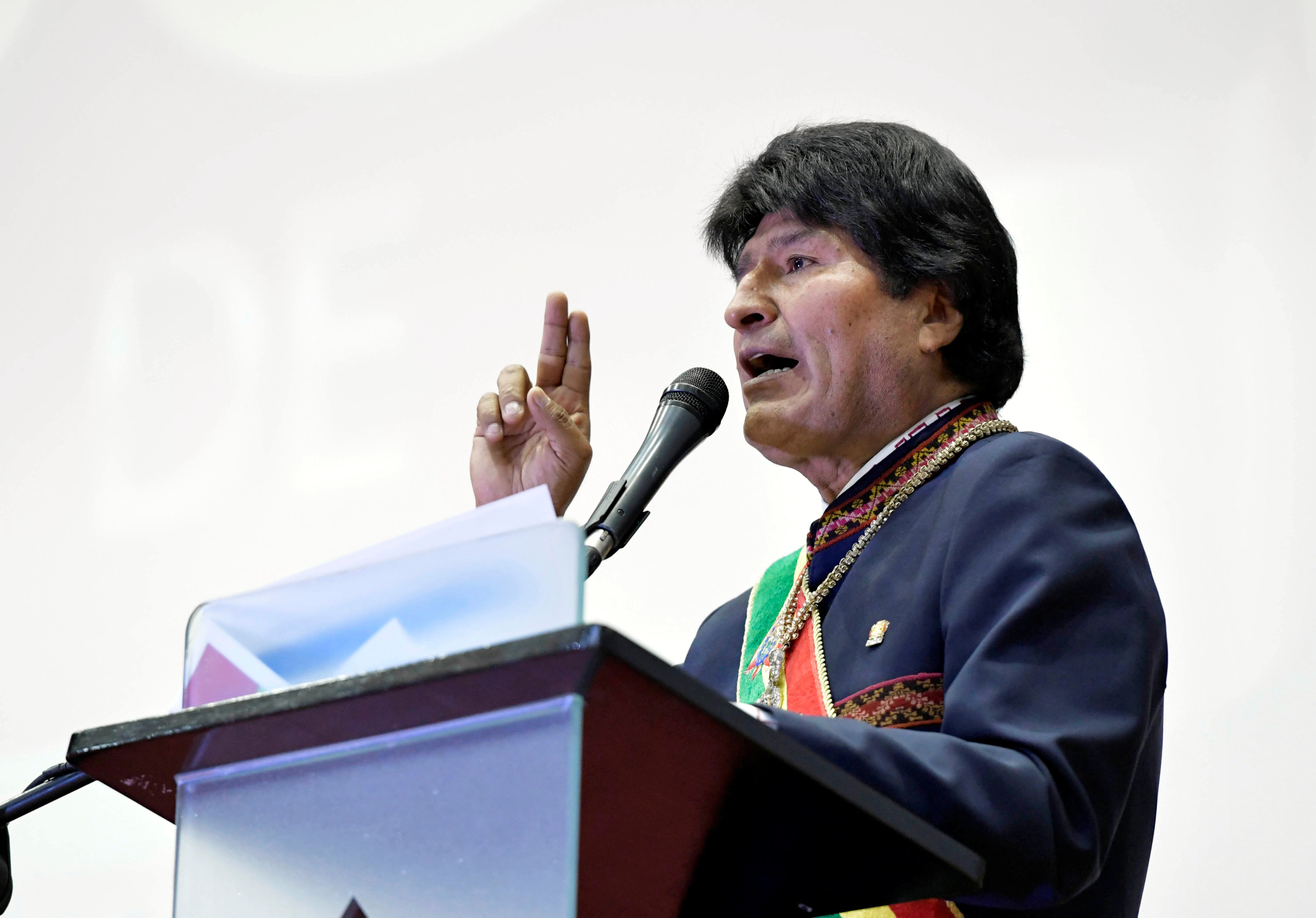 El chiste del día: Evo Morales pide a CPI enjuiciar a Almagro por conspirar contra Venezuela
