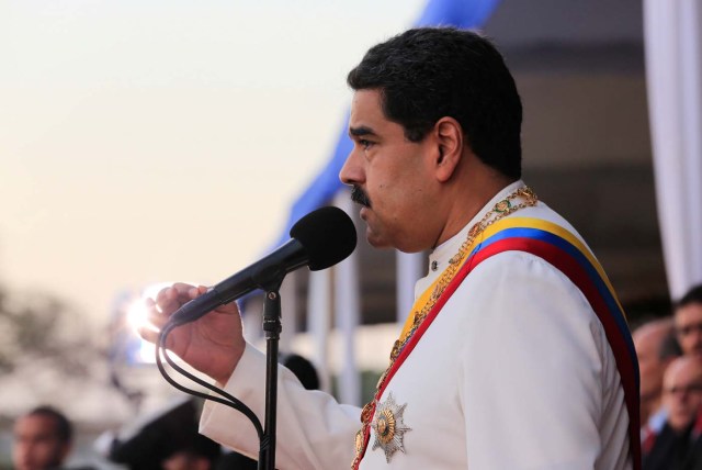 Venezuela's President Nicolas Maduro speaks during a ceremony to mark the birthday of the South American independence leader Simon Bolivar in La Guaira, Venezuela July 24, 2017. Miraflores Palace/Handout via REUTERS ATTENTION EDITORS - THIS PICTURE WAS PROVIDED BY A THIRD PARTY.