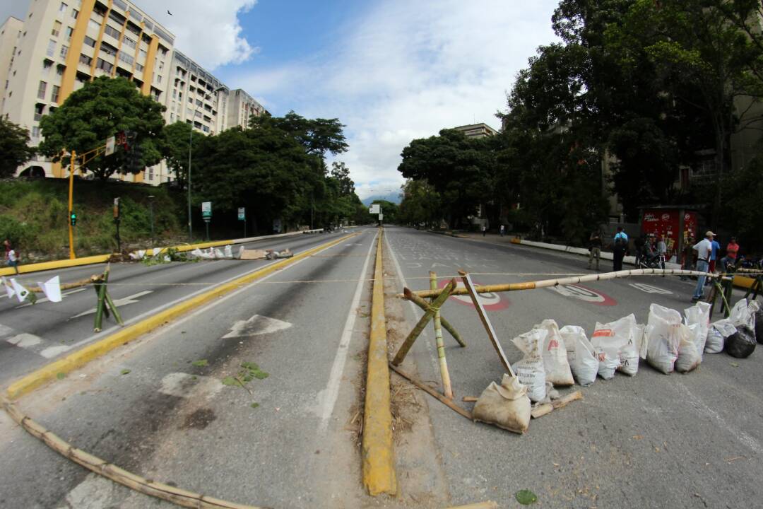 Trancazo y #ParoNacional en El Cafetal #26Jul