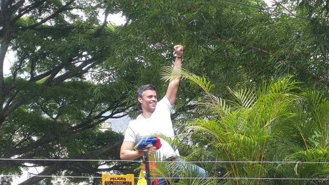 El líder de Voluntad Popular Leopoldo López, el concejal de Baruta Luis Somaza