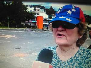 ¡Maldad represora! GNB le echó  formol a hervido que preparaban manifestantes en San Cristóbal (video)