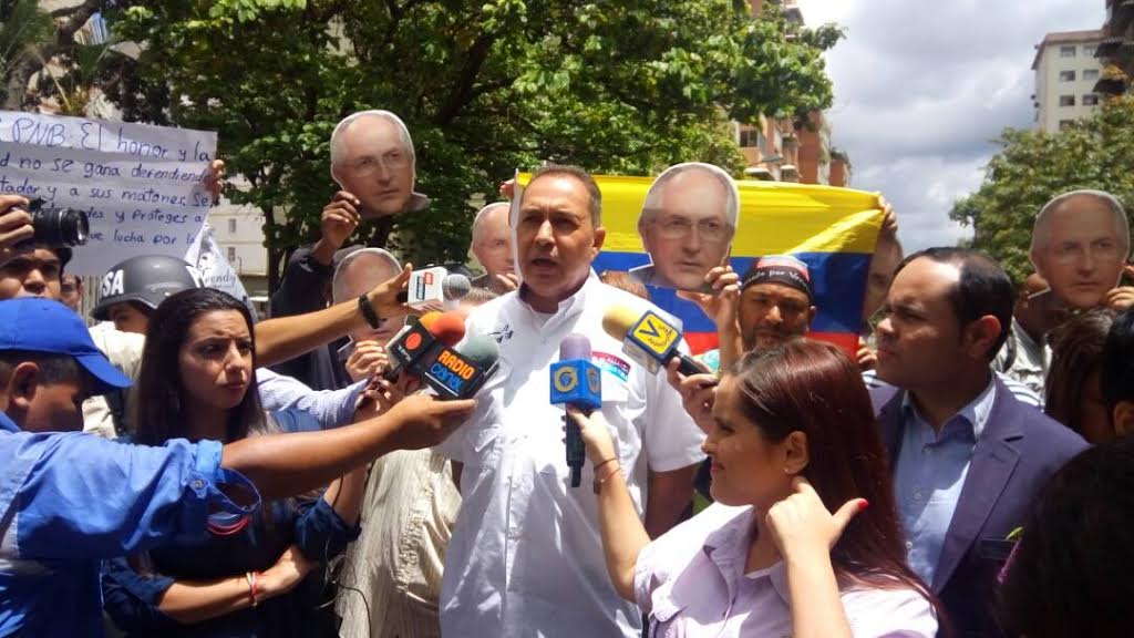 Richard Blanco: Con el pueblo en la calle, venceremos la dictadura…Vamos rumbo al Plebiscito