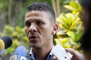 Continúan tratos crueles hacia el diputado Gilber Caro en Tocuyito
