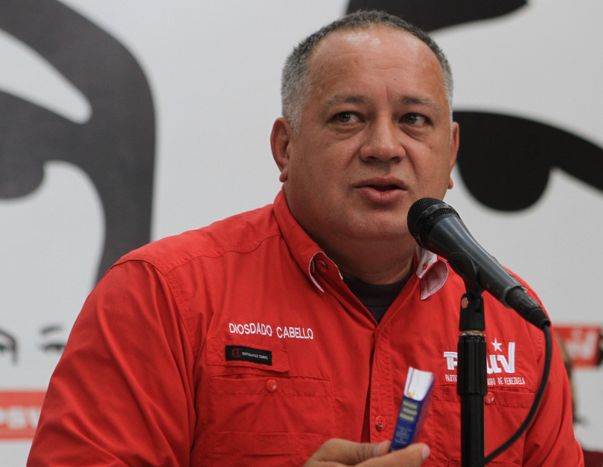 Con la venda en ojos… Diosdado niega que en Venezuela haya habido rebelión militar