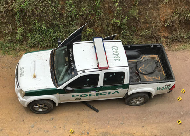 Ataque con explosivos a patrulla de la policía deja un herido en Colombia