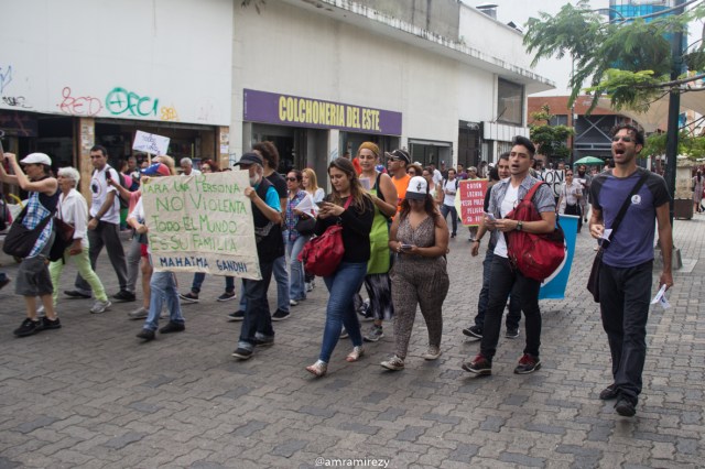 Marcha por la No Violencia en Caracas (Foto: Ana María Ramírez- Yanes / LaPatilla)