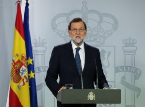 Constitución española permite a Madrid asumir competencias de Cataluña