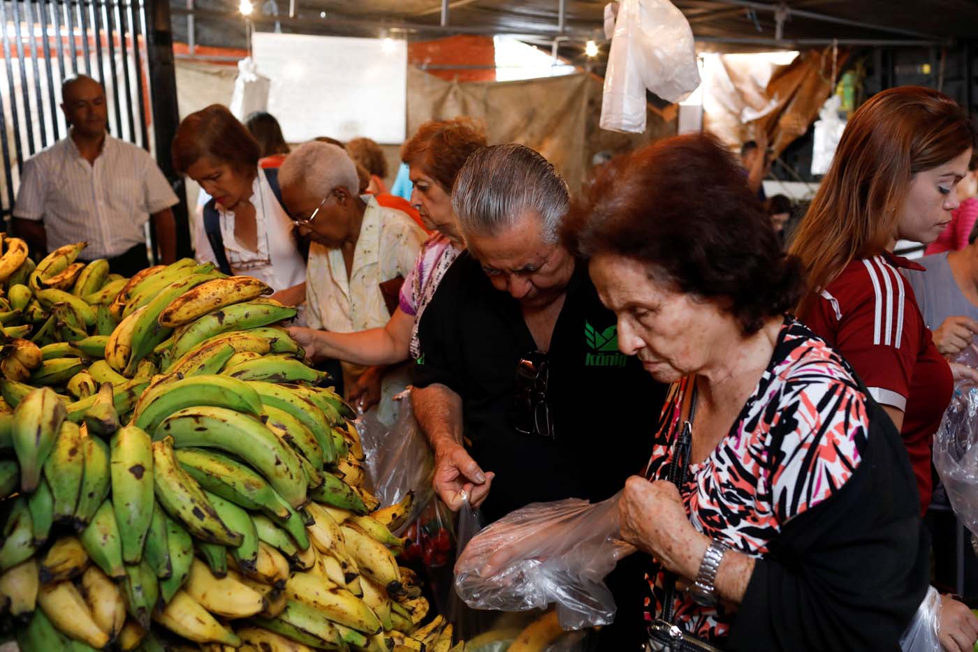 Canasta alimentaria subió a 3 millones 822 mil bolívares en noviembre