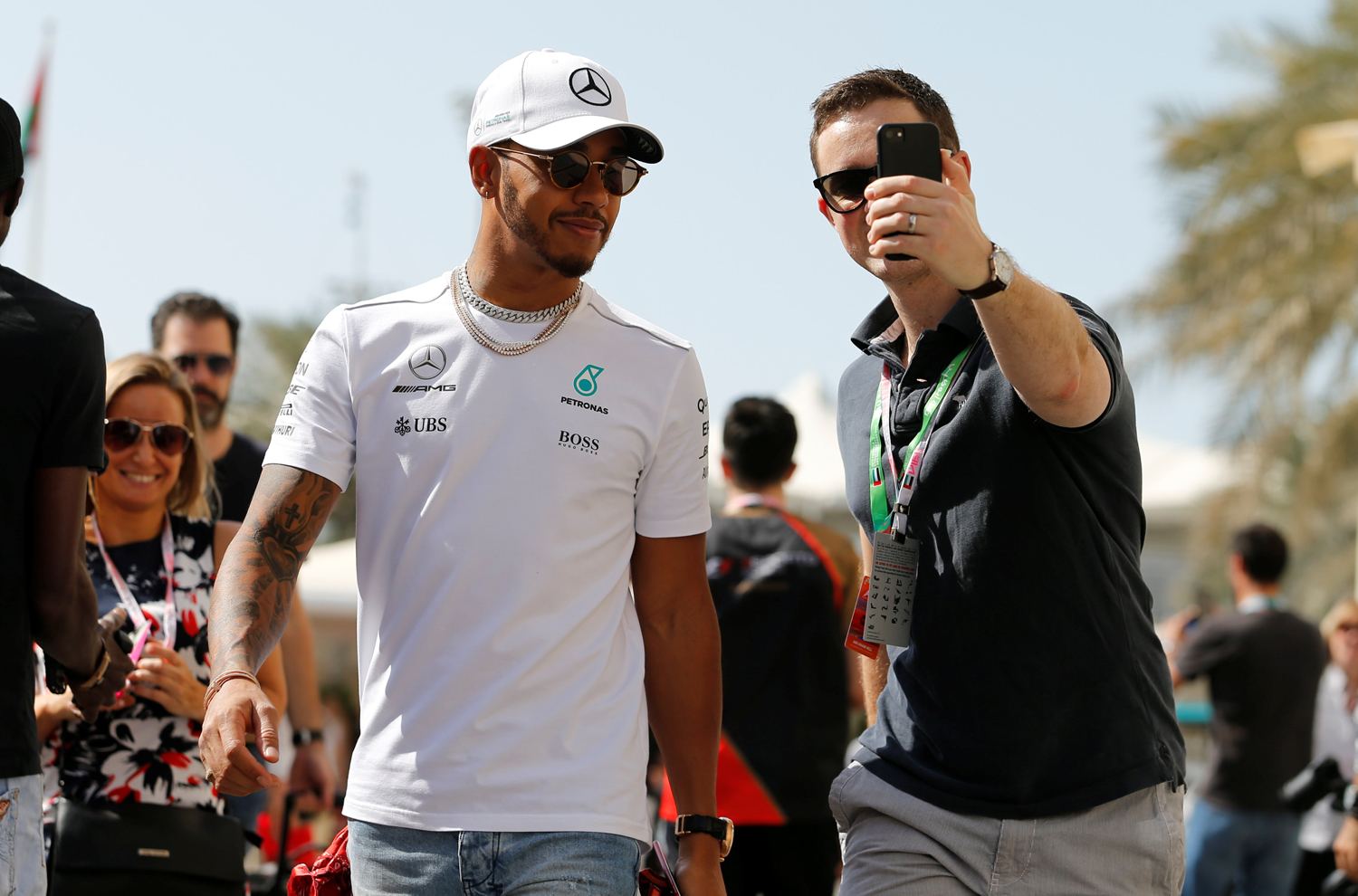 Hamilton de nuevo el más rápido, en el último libre de Abu Dabi