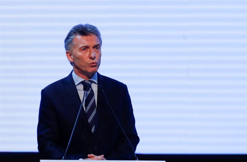 Hospitalizan al padre del presidente Macri por una fractura de cadera