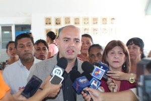 Leonardo Fernández introduce moción de urgencia para tratar emergencia sanitaria en Maracaibo