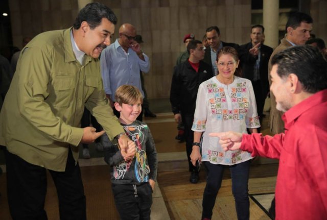 Maduro y Maradona (1)